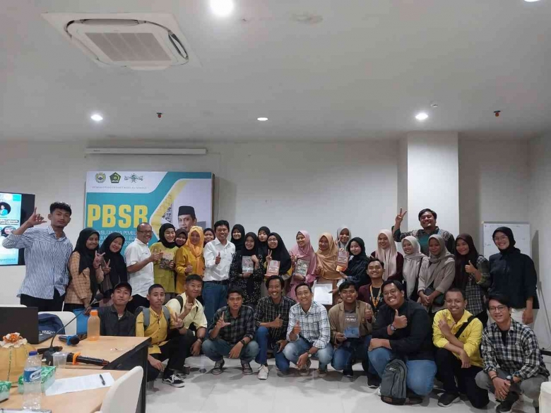 Reportase Pertemuan Pulpen V, Mengulik Cerpen Budaya