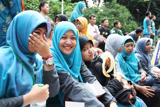 Jejak Wisata Kuliner Taman Bungkul