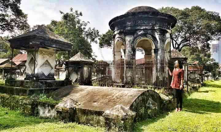 Telusuri Makam Peneleh: Jejak Sejarah dan Keberagaman Budaya
